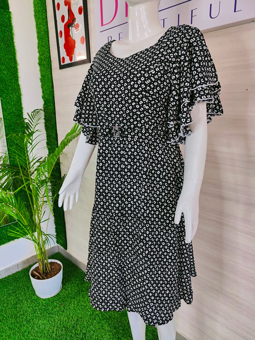 BLACK AND WHITE PRINTED IMPORTED FABRIC TUNIC DRESS FOR WOMEN  - FREE SIZE