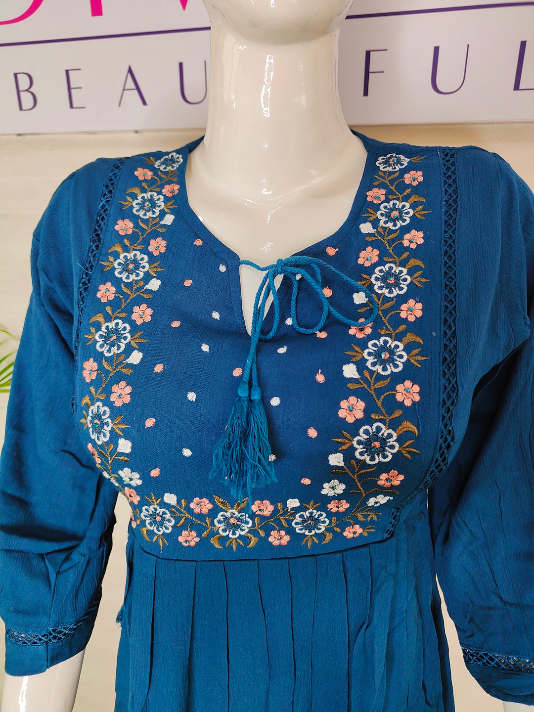 COTTON TUNICS WITH DESIGNED EMBROIDERY WORK ON NECK