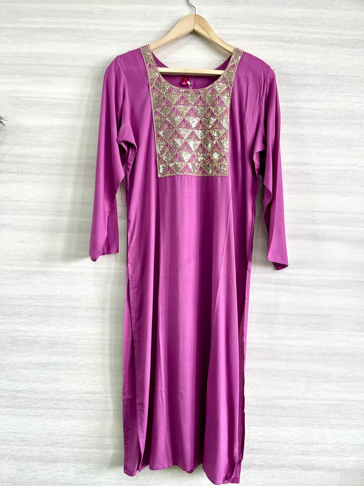 LIGHT PURPLE AND WHITE SUPER SOFT COTTON KURTI FOR WOMEN WITH DEIGNED WORK ON NECK